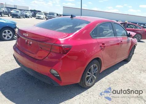 2024 Kia Forte Lx из США, поврежденный, VIN 3KPF24AD7RE750075